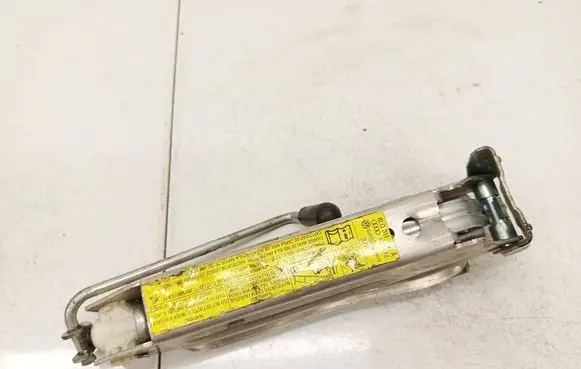 Skoda Superb B5 (3U) Lift Jack 8L0011031A
