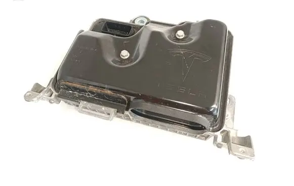 Tesla Model 3 Central body control module 156930300A 20345