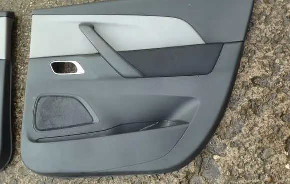 Citroen C4 Grand Picasso Rear door card panel trim