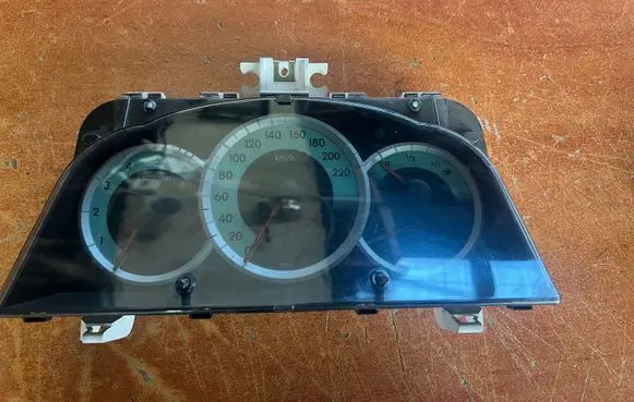 Toyota Corolla Verso AR10 Speedometer (instrument cluster) 838000F060L MB2574203689