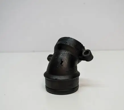 Volkswagen PASSAT B7 Other engine bay part 3C0129635