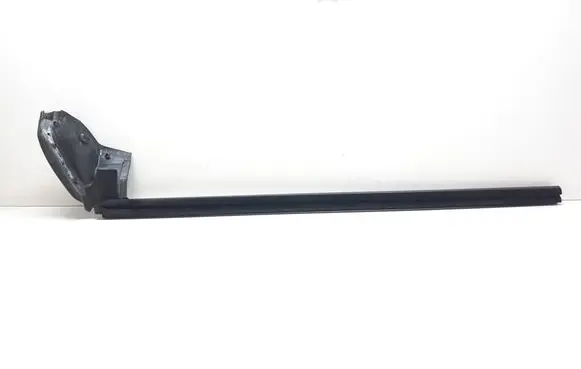 BMW 6 F12 F13 Front door rubber seal 7221177