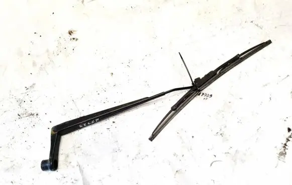 Jeep Grand Cherokee (WK) Front wiper blade arm