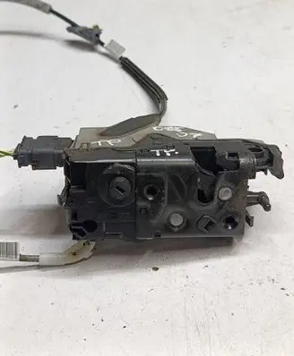 Citroen DS5 Rear door lock 9686919080