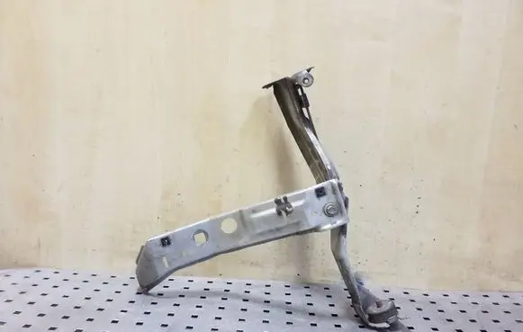 Audi A6 S6 C4 4A Side radiator support slam panel 