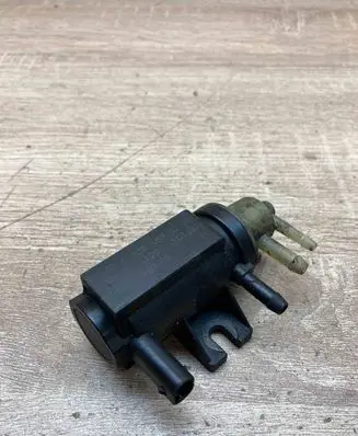Mercedes-Benz Sprinter W906 Turbo solenoid valve A0091533128