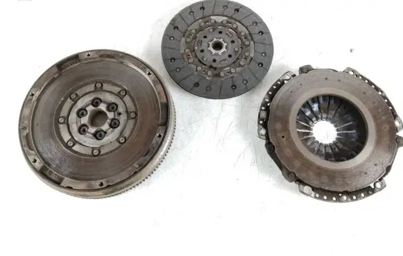 Peugeot RCZ Clutch set kit 9675020780
