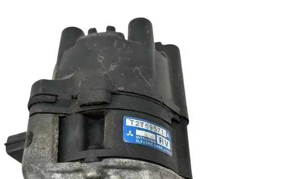 Mitsubishi Colt Spark distributor T2T59571