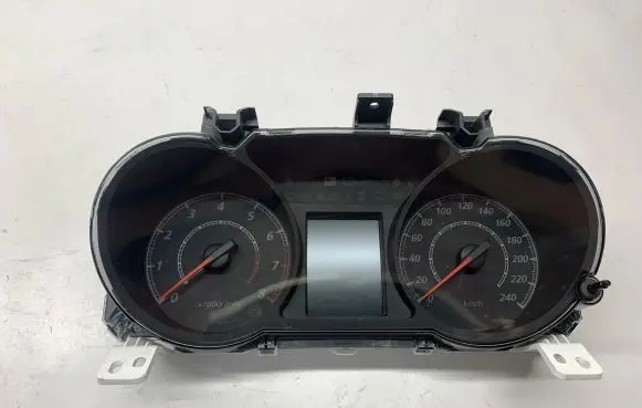 Mitsubishi ASX Speedometer (instrument cluster) 8100C721