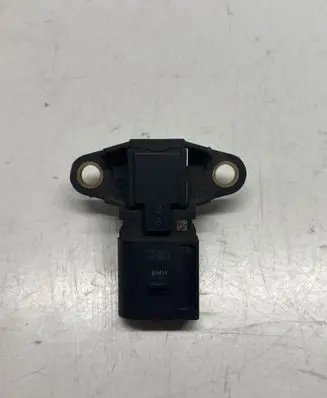 BMW X7 G07 Mass air flow meter 17511043