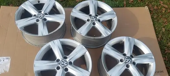 Volkswagen PASSAT B7 R17 alloy rim 