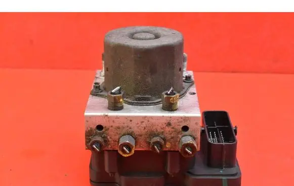 Tesla Model S ABS Pump 1037797-00-C