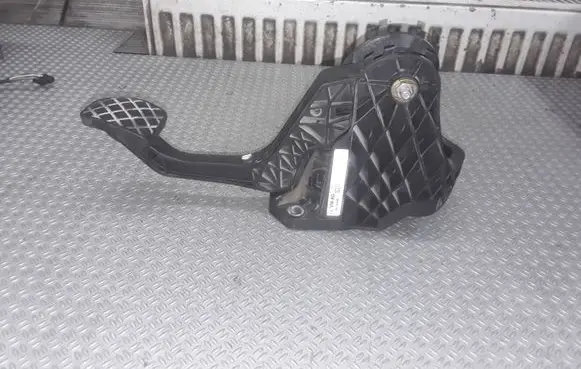 Clutch pedal