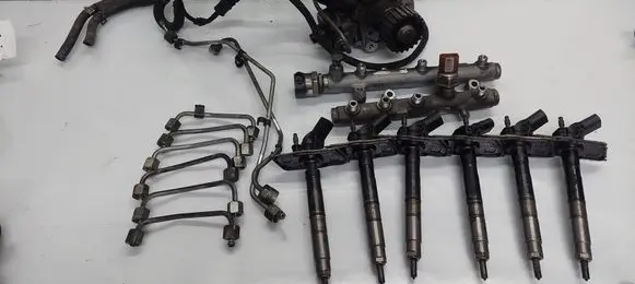 Audi A6 S6 C6 4F Fuel injection system set 0445010611 059130755AH 03091201