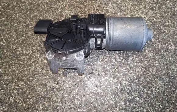 Ford Focus C-MAX Wiper motor 0390241724 3M5117508AA