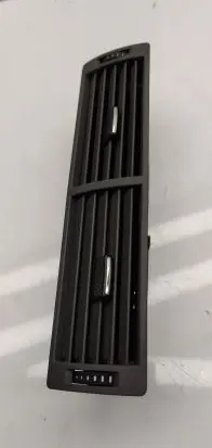 Audi A4 S4 B7 8E 8H Dash center air vent grill 8e0820951h