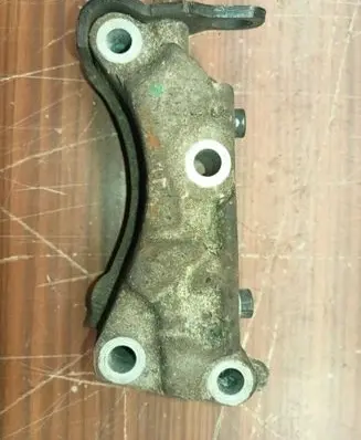 Citroen C3 Engine mounting bracket 9637568580