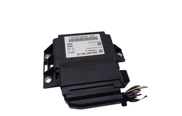 Volkswagen Tiguan Hand brake control module 3AA907801D 17904601A
