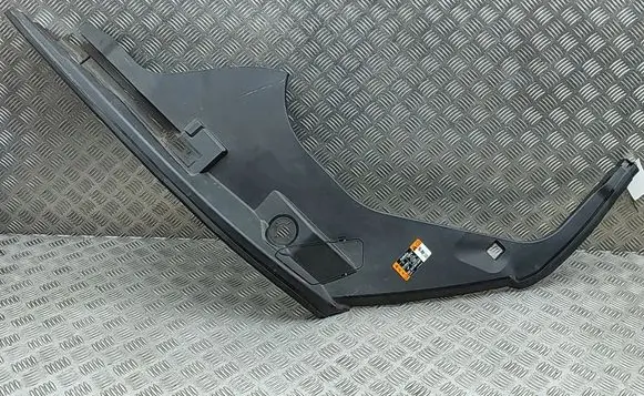 Ford Mustang Mach-E Radiator trim LJ8BR16D670AE