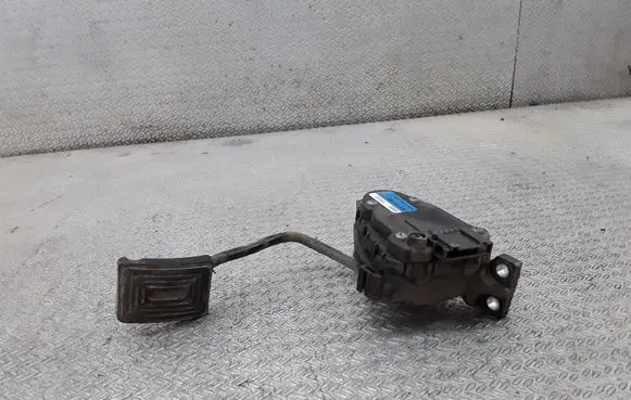 Opel Movano A Accelerator throttle pedal 7700314526