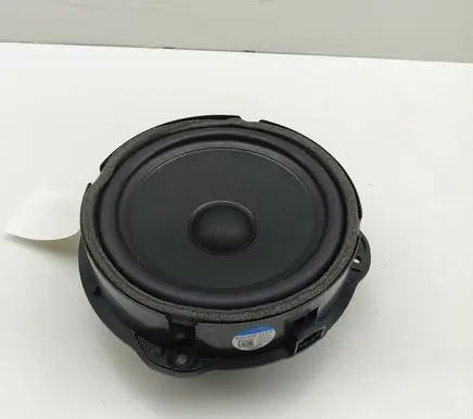 Audi Q3 F3 Front door speaker 83A035415B