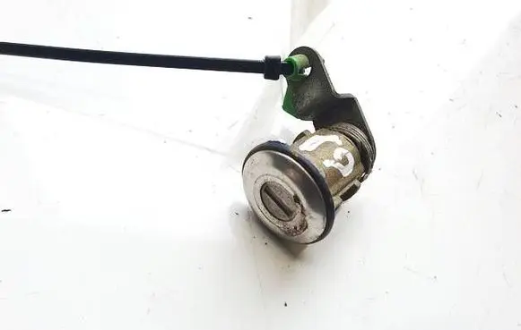 Nissan Serena Front door lock (next to the handle)