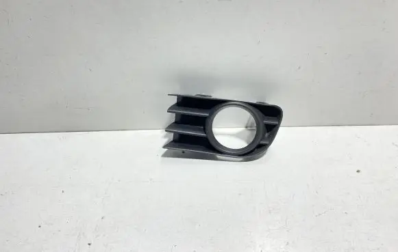 Renault Megane II Front grill 8200115117