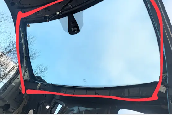 Jeep Grand Cherokee Front windscreen/windshield window 