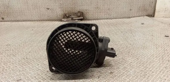Volvo V70 Mass air flow meter 8670115