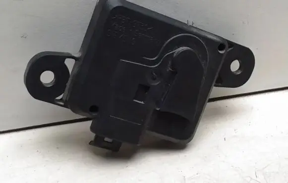 Opel Zafira A Airbag deployment crash/impact sensor 09133263