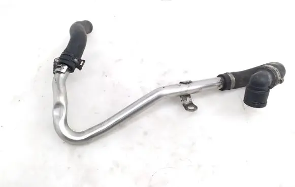 Mercedes-Benz E W213 Engine coolant pipe/hose