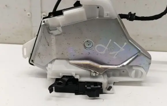 Renault Arkana Front door lock 805017782R