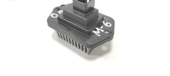 Mazda 6 Heater blower fan relay PM010010B
