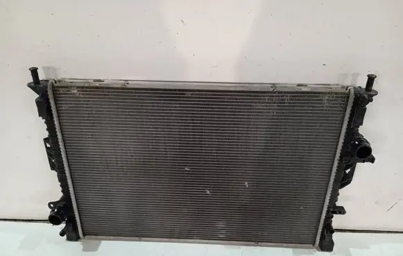 Volvo XC60 Coolant radiator 31368361