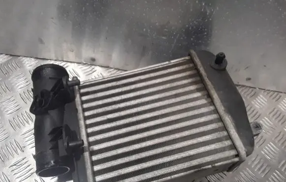 Audi A6 S6 C6 4F Intercooler radiator 4F0145805E