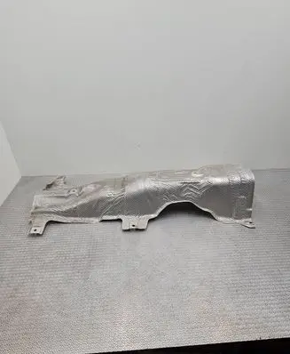 Toyota Prius (XW50) Exhaust heat shield