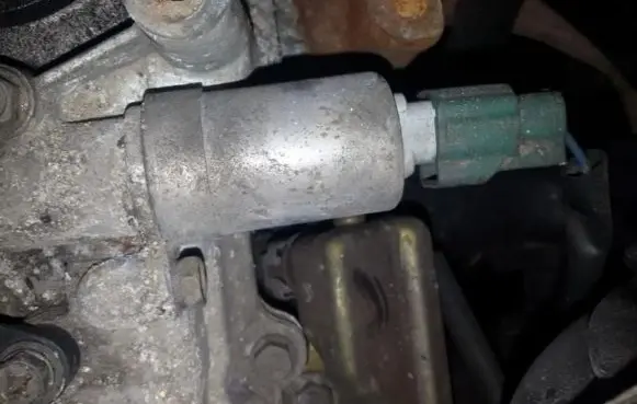 Nissan Micra Camshaft vanos timing valve 