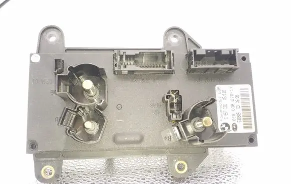 BMW 7 E65 E66 Power management control unit 6957026 8ES00827017