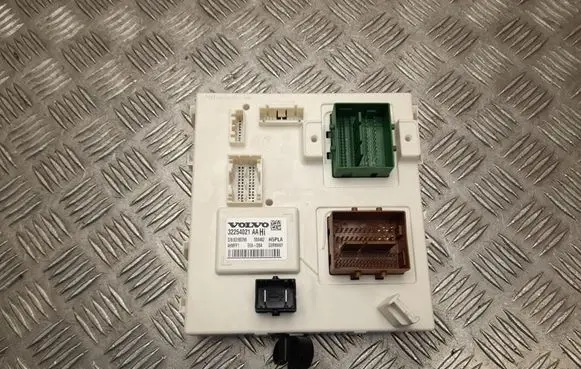 Volvo XC90 Comfort/convenience module 32254021