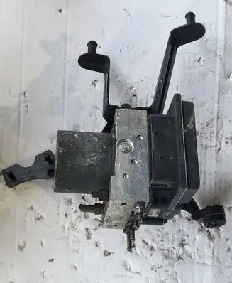 BMW 5 E60 E61 ABS Pump 6774848 6774850 3452