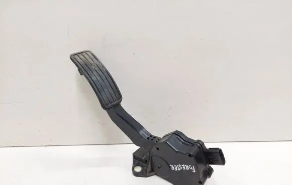Subaru Forester SH Accelerator throttle pedal 36010AG140 1988007120 01N10B00457