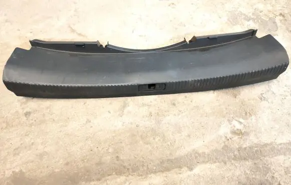Audi A4 S4 B9 Trunk/boot sill cover protection 8W5863471B