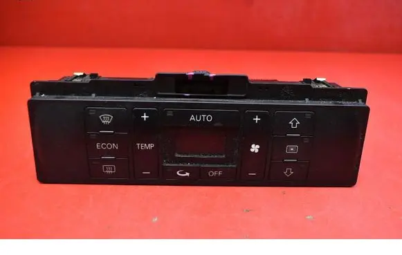 Audi A4 S4 B5 8D Climate control unit 8D0820043M