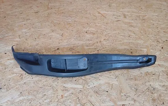 Citroen C5 Fender end trim 9682864080