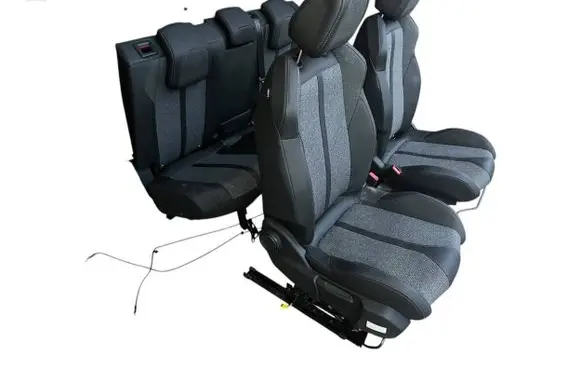 Peugeot 3008 II Seat set 