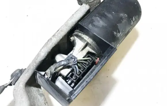 Ford Focus Wiper motor