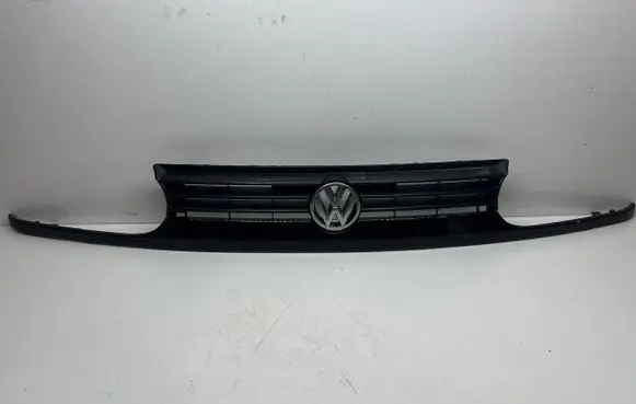 Volkswagen Golf III Front grill 1H6853653
