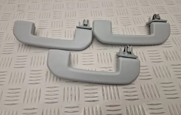 Peugeot 208 II A set of handles for the ceiling 