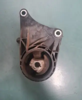 Opel Insignia A Gearbox mount 13227767