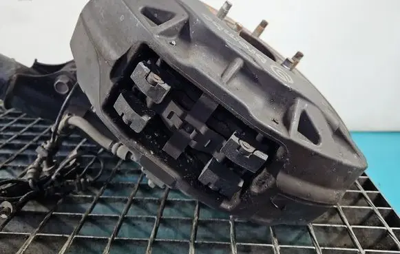 Opel Insignia B Front brake caliper IMPRK1560520